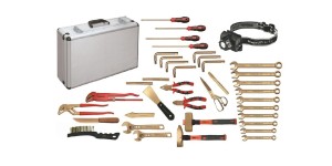 SET DE MAINTENANCE 38 PCS ANTI-SPARK